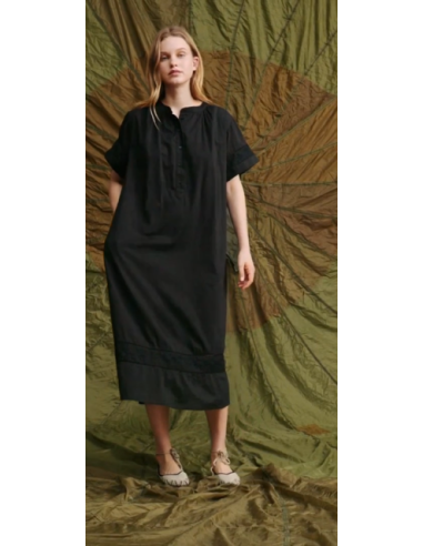 Robe Clara Black Hod-Paris